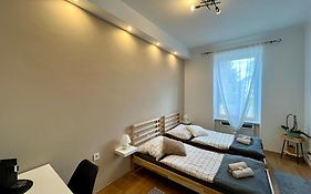 Studio-Apartment In Zentraler Lage